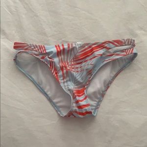Small bathingsuit bottoms palm
